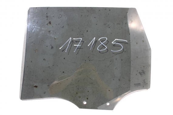 AUDI Q2 SZYBA DRZWI LEWE...