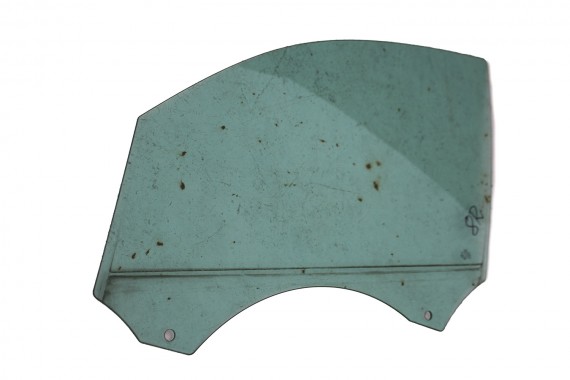 AUDI Q5 SZYBA DRZWI LEWE 8R0845201 lewa przód przednia 8R0 845 201  kierowcy rok 2008 kolor E6 AS2 zielony drzwiowa 8R