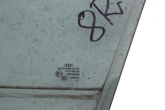 AUDI Q5 SZYBA DRZWI LEWE 8R0845201 lewa przód przednia 8R0 845 201  kierowcy rok 2008 kolor E6 AS2 zielony drzwiowa 8R