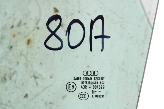 AUDI Q5 SZYBA DRZWI LEWE 80A845205 lewa tylna drzwiowa rok produkcji 2015 zielona E9 AS2 80A 845 205  80A FY