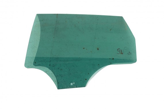 VW POLO SZYBA DRZWI LEWE 6Q6845025 lewa TYŁ tylne 6Q6 845 025  rok 2008  E9  zielony drzwiowa 9N