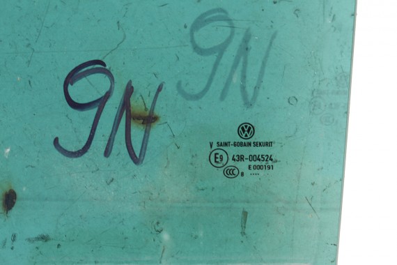 VW POLO SZYBA DRZWI LEWE 6Q6845025 lewa TYŁ tylne 6Q6 845 025  rok 2008  E9  zielony drzwiowa 9N