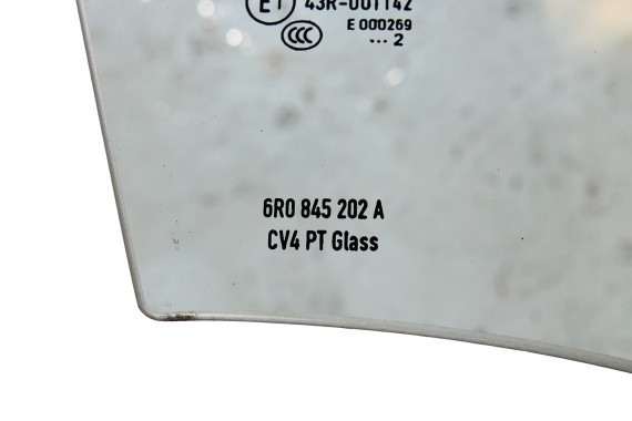 VW POLO SZYBA DRZWI PRAWE 6R0845202A prawa przód przednia 6R0 845 202 A  pasażera rok 2013 E1 AS2 zielony drzwiowa 6R 6C