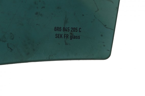 VW POLO SZYBA DRZWI LEWE 6R6845205C  lewa TYŁ tylne 6R6 845 205 C rok 2014  E2  przyciemniana drzwiowa  6R4 6R6 6R 6C