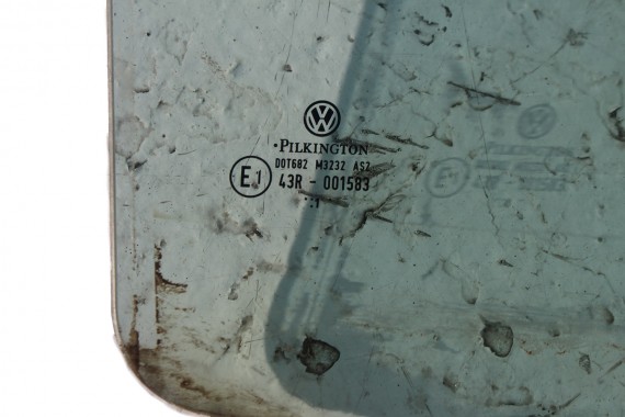 VW AMAROK SZYBA DRZWI PRAWE 2H7845206 prawa TYŁ tylne 2H7 845 206  rok 2011  E1  AS2 zielona drzwiowa  2H, 2H6