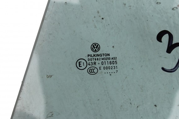 VW ARTEON SZYBA DRZWI PRAWE TYŁ 3G8845206 3G8845206B  prawa tylna  3G8 845 206 B rok 2017   E1 AS2  zielony drzwiowa 3G8