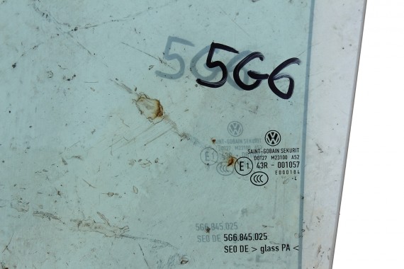 VW GOLF 7 VII SZYBA DRZWI LEWE 5G6845025 lewa tył tylna 5G6 845 025 rok 2014  zielony E1 AS2 drzwiowa 5G 5G4 5G6 FL