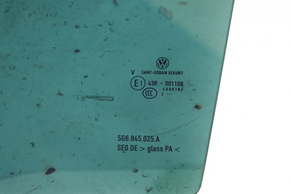 VW GOLF 7 VII SZYBA DRZWI LEWE 5G6845025A lewa tył tylna 5G6 845 025 A rok 2012 zielony przyciemniany drzwiowa 5G4 5G6