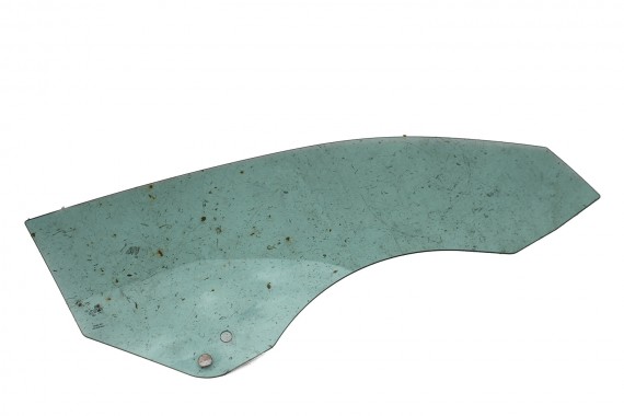 VW SCIROCCO SZYBA DRZWI PRAWE 1K8845202A 1K8845202B prawa przód przednia pasażera 1K8 845 202 A B 2009 zielony E9  drzwiowa 1K8