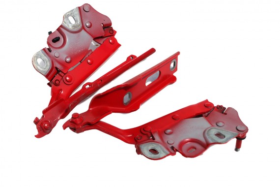 AUDI A3 ZAWIAS MASKI...