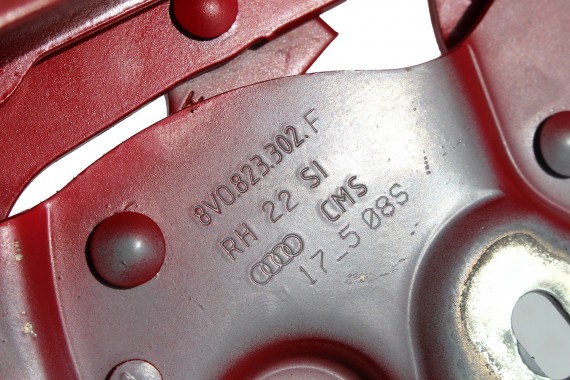 AUDI A3 ZAWIAS MASKI 8V0823301F 8V0823302F 8V0 823 301 8V pokrywy silnika 8V0823301F 8V0823302F 8V0823301E 8V0823302E 8V0823301F