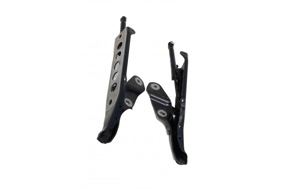 AUDI A8 ZAWIAS MASKI...