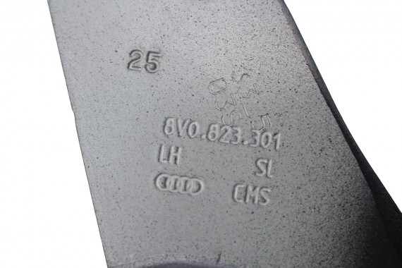 AUDI A3 ZAWIAS MASKI 8V0823301G 8V0823302G 8V0823301 8V pokrywy silnika 8V0823301 8V0823302 8V0823301G 8V0823302G 8V0823302 L+P