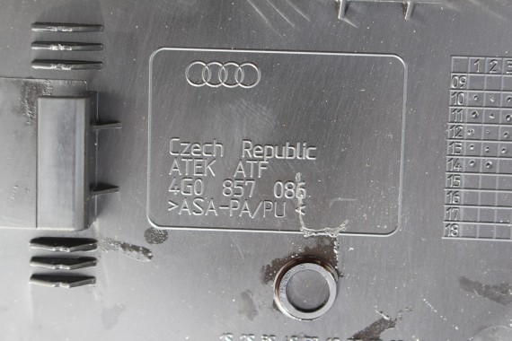 AUDI A6 WYKOŃCZENIE ZAŚLEPKA KONSOLI 4G0857085 4G0857086 4G0 857 085 boczna osłona boku 4PK czarny 4G0857085 4G0857086 4G0857085