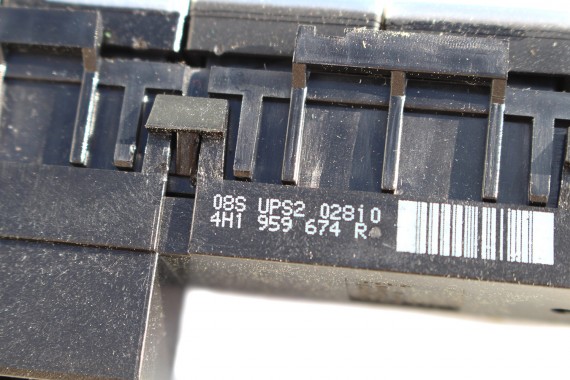 AUDI A8 PRZEŁĄCZNIK 4H1959673F 4H1959674R PRZYCISK 4H1959673Q 4H1959674BJ KONSOLI panel z przyciskami 4H1959673F 4H1959674R 4H