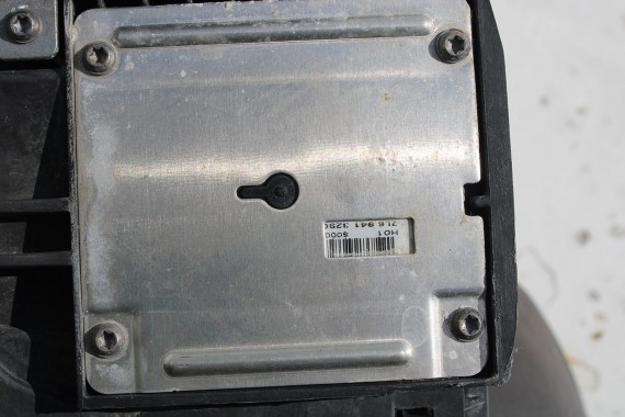 AUDI A5 S-LINE 8T LZ3M PRZÓD maska błotniki zderzak pas przedni wzmocnienie błotnik lampy Xenon Led Kolor: LZ3M - czerwony 8T