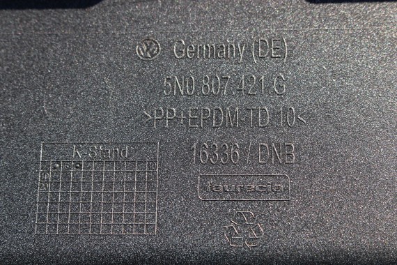 VW TIGUAN ZDERZAK TYŁ tylny 5N0807421G srebrny 5N  5N0 807 421 G FL LIFT 5N0807421 5N0807568 5N0807421 5N0807421G 5N0807421G