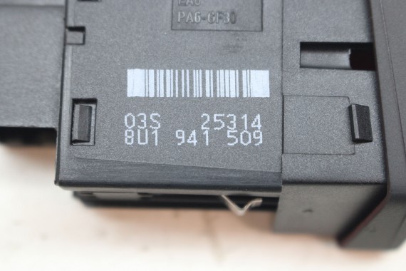 AUDI Q3, Q3 FL PRZYCISK ŚWIATEŁ AWARYJNYCH ŚWIATŁA AWARYJNE 8U1941509 8U1 941 509  PRZYCISKI 8U 8U1941509 8U1941509 8U1941509