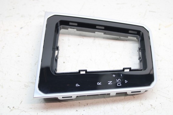 VW PASSAT B8 PANEL STEROWANIA BIEGAMI 3G1713203C 3G1 713 203 C sterowanie Kolor: UMF - czarny / aluminium 3G1713203C  3G1713203