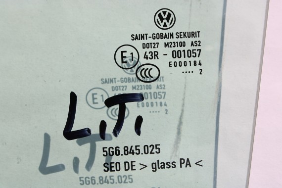 VW GOLF 7 VII SZYBA DRZWI LEWE 5G6845025 lewa tył tylna 5G6 845 025 rok 2012 zielony E1 AS2 drzwiowa 5G 5G4 5G6 FL