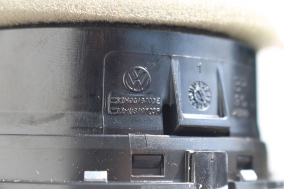 VW AMAROK WLOTY WLOT POWIETRZA KONSOLI TAPICERKA 2H0819703 2H0 819 703 2H0819703 2H0819703 2H0819703 2H0819703 2H0819703 2H