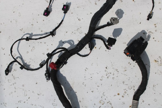 VW PASSAT B8 WIĄZKA SILNIKA 04L972627ES 04L 972 627 ES instalacja komory silnika 2.0 TDi 190KM 140kW SKODA SUPERB 04L972627ES