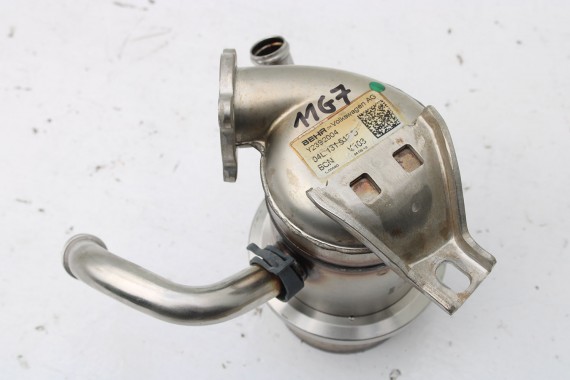 VW AUDI SKODA SEAT KROCIEC 04L128637 04L128637B RZYŁĄCZENIOWY nakładka rury ssacej silnik 2.0 TDi diesel 04L128637D 04L128637E