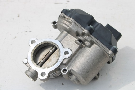 VW AUDI SKODA PRZEPUSTNICA ZAWÓR EGR 04L131501C 04L131501M 04L 131 501 C 04L131501M TDi silnik 04L131501C 04L131501C 04L131501M