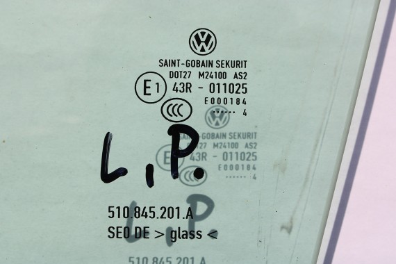 VW SPORTSVAN SZYBA DRZWI LEWE 510845201A 510845201B lewa przód przednia kierowcy 510 845 201 A 2014 zielony drzwiowa 510845201