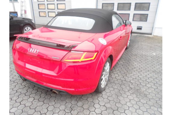 AUDI TT 8S CABRIO TYŁ ZDERZAK tylny + KLAPA BAGAŻNIKA 8S7 2015- Kolor: LY3U - czerwony (tangorot) 8S0945095A 8S0945096A