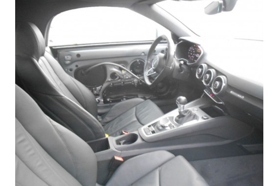 AUDI TT PODŁOKIETNIK SKÓRA 8S8864208B 8S8 864 208 B 8S Kolor: GRU - czarny (soul) / felsgrau 8S8864208B 8S8864208B 8S8864208B