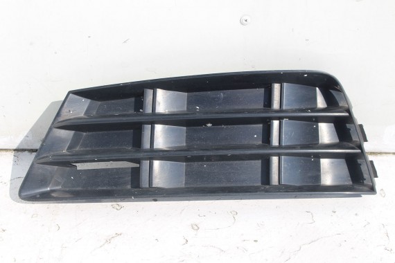 AUDI A4 8W KRATKA ZDERZAKA PRZÓD 8W0807681 8W0807682 zaślepka KRATKI 8W0807681B 8W0807682B L + P 2 sztuki b9 8W0807681 8W0807682