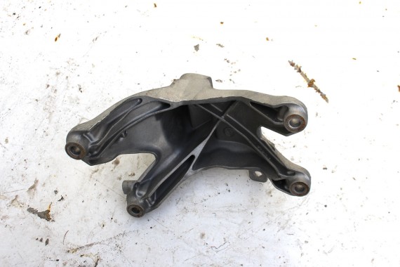 AUDI A4 A5 A6 Q5 ŁAPA SILNIKA 8K0199308BT 8K0199308BD podpora loże 8K0 199 308 BT 8K0199308BT 8K0199308BD 8K0199308AL 8K0199308
