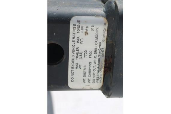 VW TOUAREG BELKA HAK HOLOWNICZY BELKA ZDERZAKA 7L 7P tył tylna 7L6803921 7L6 803 921  USA 7L6803921 7P6803921 7P6 803 921