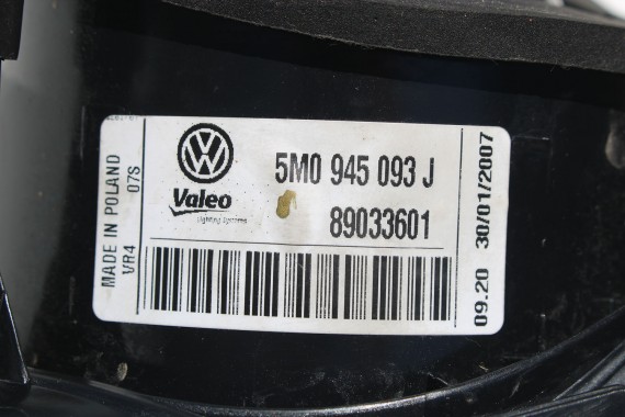 VW GOLF 5 V PLUS LAMPA TYŁ 5M0945093J 5M0945093H 5M0945093M TYLNA TYŁ KLAPY TYLNEJ LEWA EUROPA 5M0 945 093 H 5M 2008-