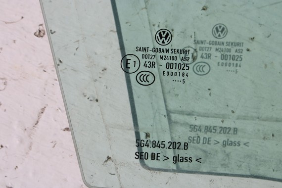 VW GOLF 7 SZYBA DRZWI PRAWE 5G4845202A prawa przód przednia pasażera 5G4845202B 5G4845202 5G4 845 202 B 2015 E1 drzwiowa 4D 5G