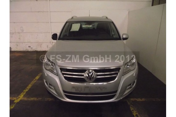 VW TIGUAN FOTELE KOMPLET FOTELI siedzeń siedzenia fotel tapicerka welur kolor czarny 5N 5N0