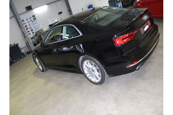 AUDI A5 TYŁ ZDERZAK TYLNY + KLAPA BAGAŻNIKA 8W6 8W F5 Kolor: A2A2 LY9B - brylantowy czarny Coupe