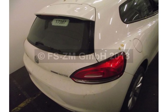 VW SCIROCCO DRZWI PRAWE STRONA PRAWA 1K8 LB9A - biały (candy white) 1K8831056F 1K8831056G 1K8831056K 1K8 831 056