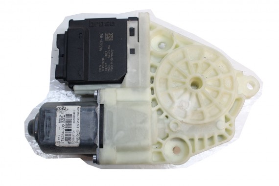 VW PASSAT B6 B7 CC SILNIK PODNOŚNIKA SZYBY DRZWI 3C0959794 3C0959704 3AF837462 3C0959794 SILNICZEK PODNOSZENIA SZYB prawy tył 3C