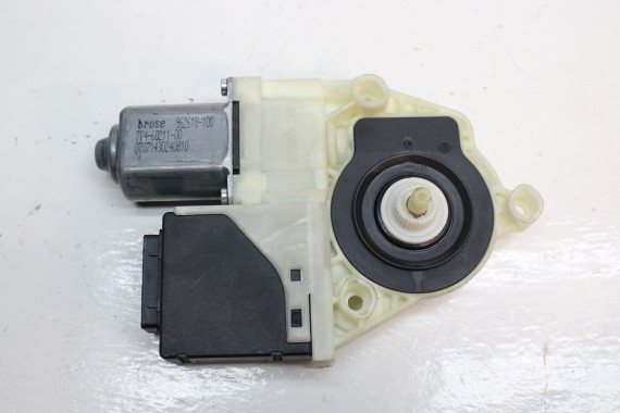 VW PASSAT B6 B7 CC SILNIK PODNOŚNIKA SZYBY DRZWI 3C0959794 3C0959704 3AF837462 3C0959794 SILNICZEK PODNOSZENIA SZYB prawy tył 3C