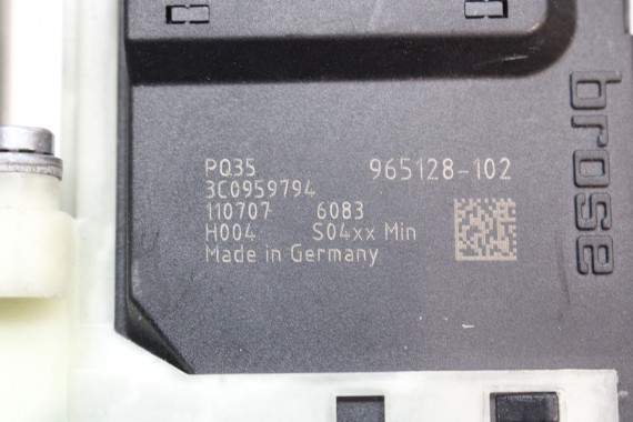 VW PASSAT B6 B7 CC SILNIK PODNOŚNIKA SZYBY DRZWI 3C0959794 3C0959704 3AF837462 3C0959794 SILNICZEK PODNOSZENIA SZYB prawy tył 3C