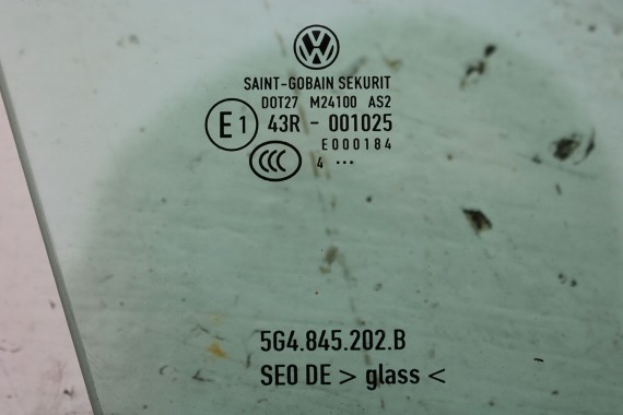 VW GOLF 7 VII SZYBA DRZWI PRAWE 5G4845202B prawa przód przednia pasażera 5G4845202A 5G4845202 2014 zielony drzwiowa 4D