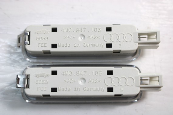 AUDI LAMPKA LED PODSUFITKI 4M0947105 4M0 947 105 OŚWIETLENIE