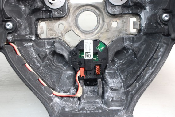 VW JETTA KIEROWNICA MULTI DRGANIA 5C0419091S 5C0419091AM 5C0 419 091 5C0419091AM 5C USZ czarny 5K0959542A 5C0419091S 5C0419091S