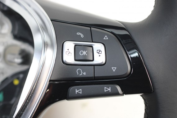 VW GOLF 7 VII ARTEON POLO PASSAT B8 KIEROWNICA 5G0419091DG 5G0419091FT 5G0 419 091 DG 5G0 419 091 FT Kolor: E74 - czarny