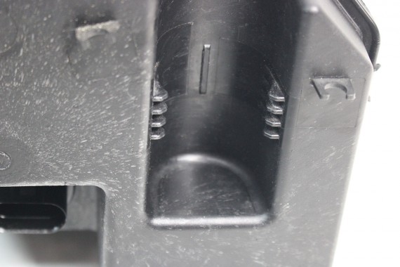 AUDI Q8 E-TRON ZBIORNIK PŁYNU SPRYSKIWACZY 4KE955451P  4KE955463 4KE955453F  ETRON ZBIORNICZEK pojemnik 4KE955451P  4KE955463