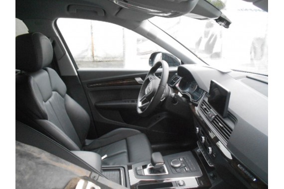 AUDI A4 Q5 Q7 KIEROWNICA + BIEGI 4M0419091B 4M0419091M 4M0 419 091 B 4M0 419 091 M MJM - czarny (soul) 8W 80A 4M B9 F5 FY
