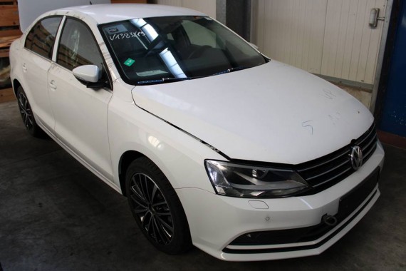VW JETTA 5C FL FOTELE KOMPLET FOTELI siedzeń siedzenia fotel tapicerka 5C0 5C 2010- skóra w kolorze czarnym i szarym LIFT