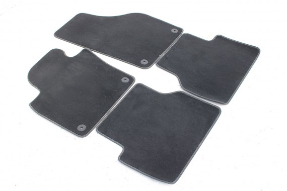 VW TIGUAN DYWANIKI PODŁOGI 5N1863011 wycieraczki EUN KOMPLET DYWANIKÓW 5N1863011 5N 5N1863435 5N0864451 5N1863435A 5N1863436A